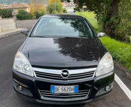 Opel Astra Adam CDTI