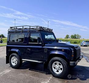 LAND ROVER Defender 90 td4 2012