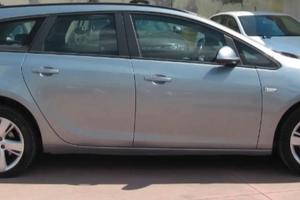 Astra j sw sport tourer allestimento cosmo