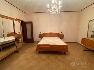 letto matrimoniale in legno vinage