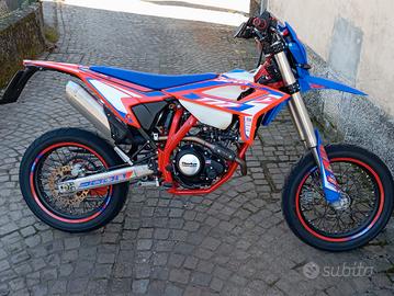 Beta RR 125 Motard 4T R