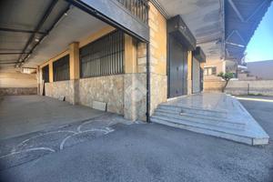 NEGOZIO A VILLARICCA