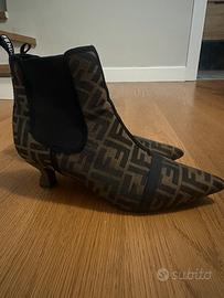 Stivaletti Fendi donna