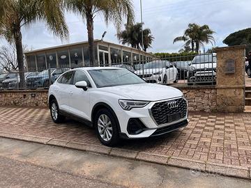 Audi Q3 40 TDI quattro S tronic Business Advanced