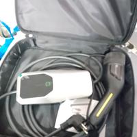 carica batteria auto presa civile