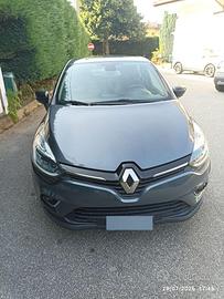 Renault Clio Moschino Zen  anno 2019 CC 1500 Cv 90