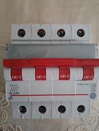 Interruttore trifase 40A