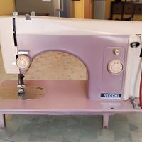 Macchina per cucire Necchi