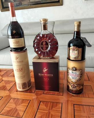 REMY MARTIN XO+REMY MARTIN 1738+RON BARCELO