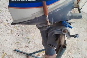 Motore Evinrude 4 CV leggi bene!!!