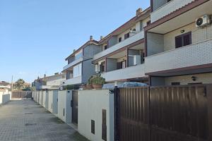 Villa a schiera Fiumicino [Focene330venVRG] (Focen