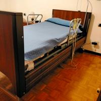 Letto per persone con disabilità