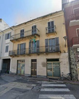 Immobile in asta di 147 m² con 3 locali a Momberce