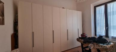 armadio 8 ante color panna 