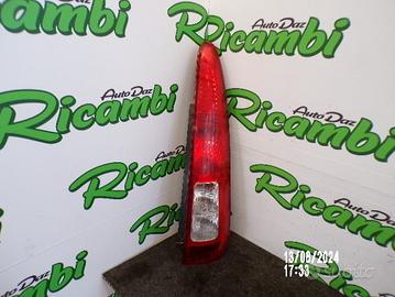 FANALINO POSTERIORE DESTRO FORD FUSION 2009