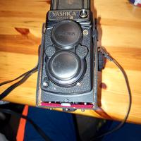 macchina fotografica Yashika