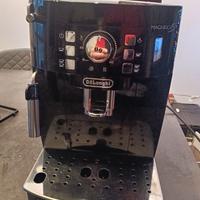 Macchinetta caffè De Longhi magnifica S
