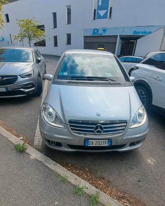 Mercedes-Benz Classe A 180 cdi (2006) 