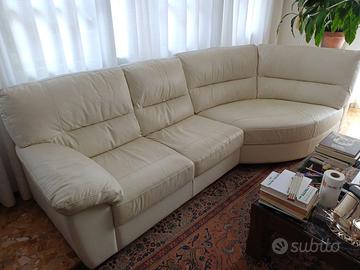 Divano in vera pelle