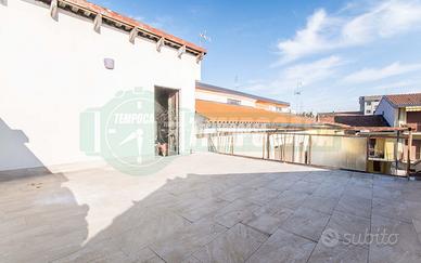 TERRATETTO INDIPENDENTE IN CORTE