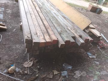 Travetti in legno 8 x 8 x 350 cm. € 8,50 l'uno