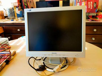 Monitor LCD PHILIPS 15" MOD, 150S
