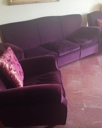 Divano e 2 poltrone