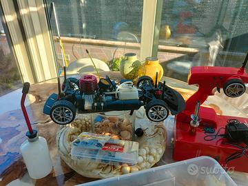 Auto RC a benzina 
