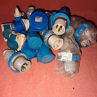 spine e prese CEE 220V. 16A 