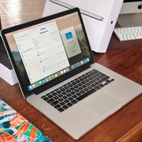 MacBook Pro 15” 256GB/16GB CONS.DOM. +ADOBE