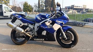 YAMAHA YZF R6 R6