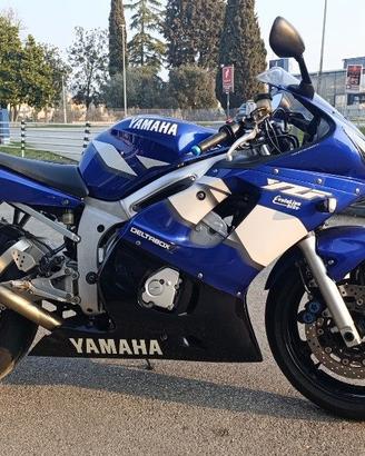 YAMAHA YZF R6 R6