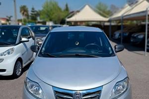Lancia Ypsilon 1.2 69 CV 5 porte Gold