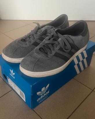 Adidas Tobacco White Mountaineering 42 2/3