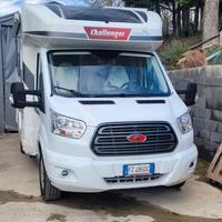 Camper Challenger Genesis 274
su Ford -24.000 km