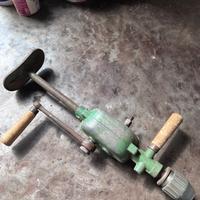 Trapano manuale vintage