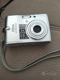 Macchinetta fotografica Nikon