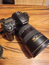 Nikon D7000 (solo corpo)
