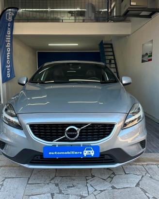 Volvo V40 2.0 d4 R-design Momentum 190cv geartroni