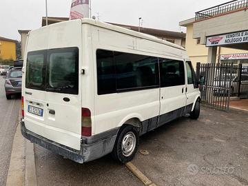 Ford transit 9posti