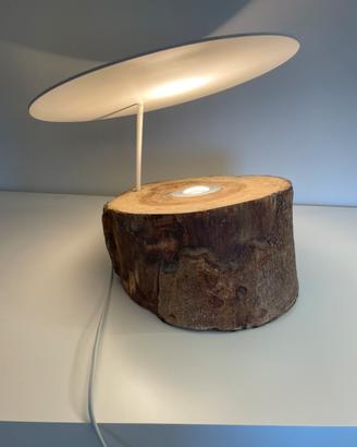 Lampada da tavolo Kare Design Modello NIMBO