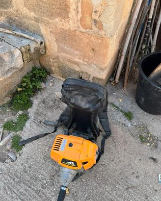 Decespugliatore a zaino