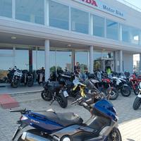 Yamaha TMAX SX abs