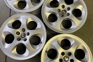 4 CERCHI LEGA DA 16 USATI ALFA 147 844301