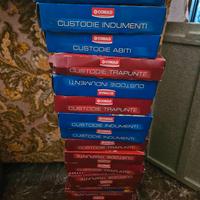 Lotto custodie trapunte e indumenti Conad