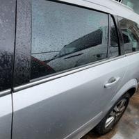 OPEL ASTRA STATION WAGON 2008 - PORTA POSTERIORE S