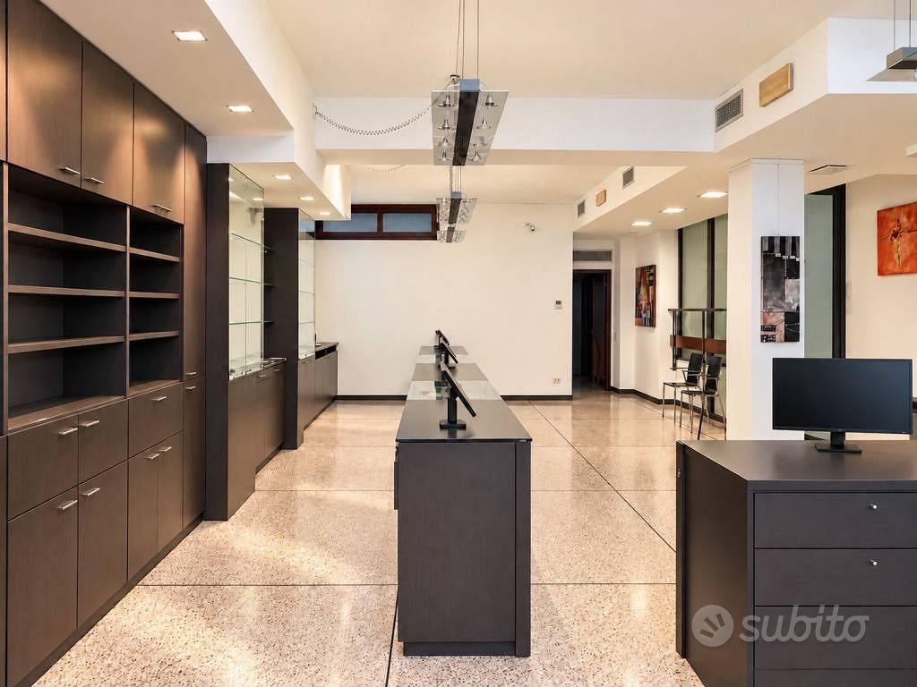 Immobile di 160 m² con 4 locali a Milano - Vista 4