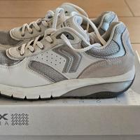 Scarpa sportiva donna Geox tempo libero