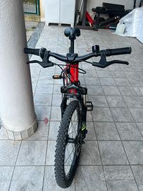 Bicicletta Mountain Bike Rockrider ST900
