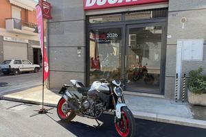 DUCATI Monster V2 890 Plus